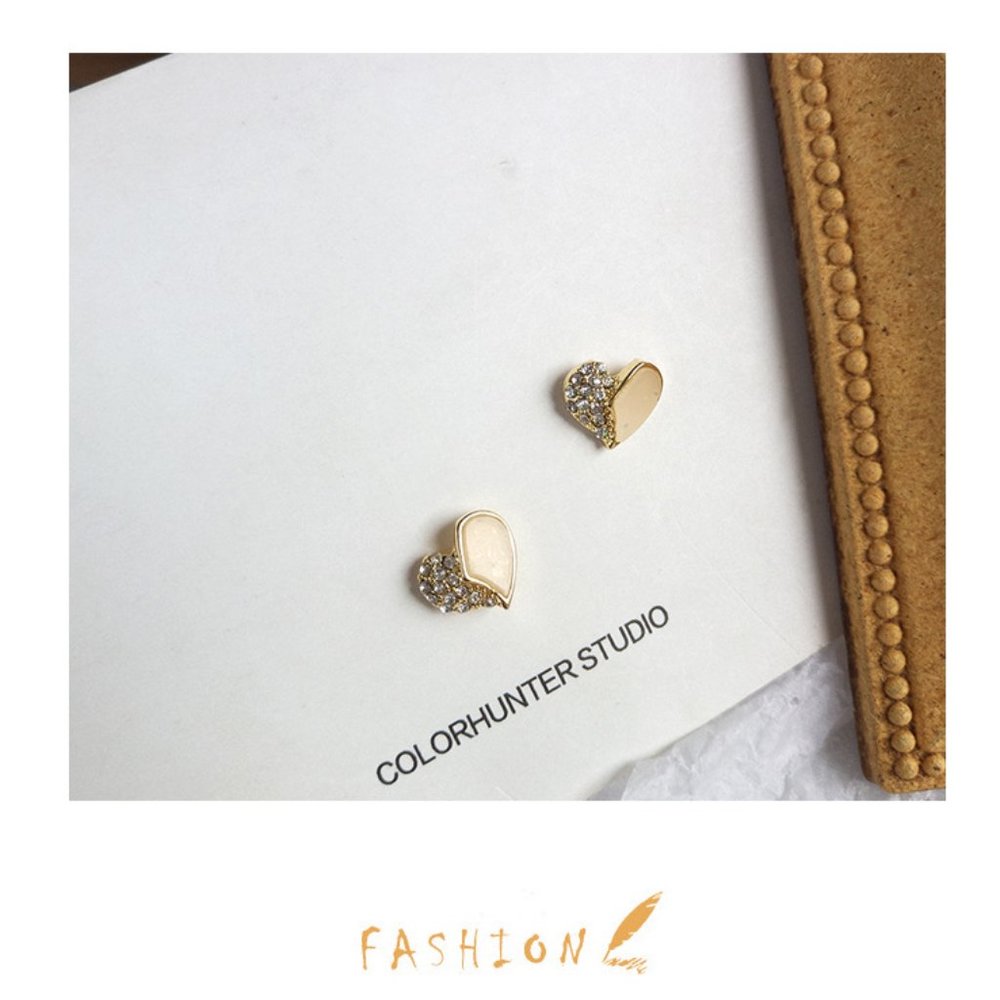 💙Unique Rhinestone Shell Hearts Stud Earrings - Picture 9 of 11